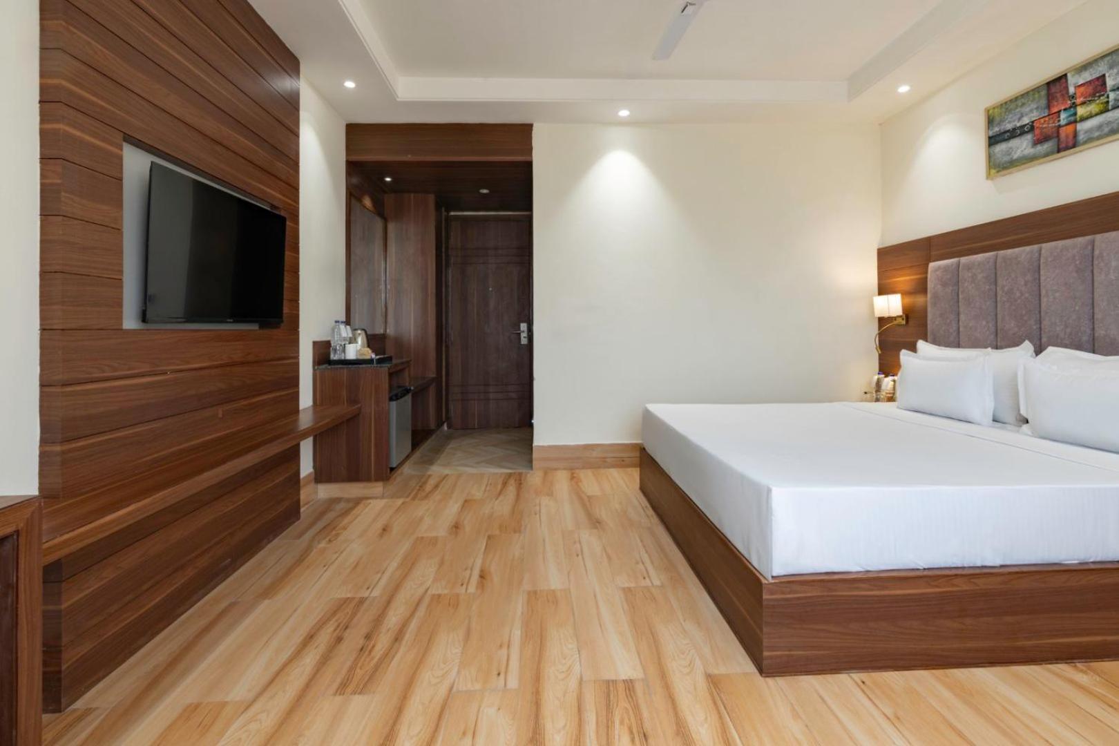 Clarks Inn Suites Agra Near Tajmahal Agra (Uttar Pradesh) Exterior foto