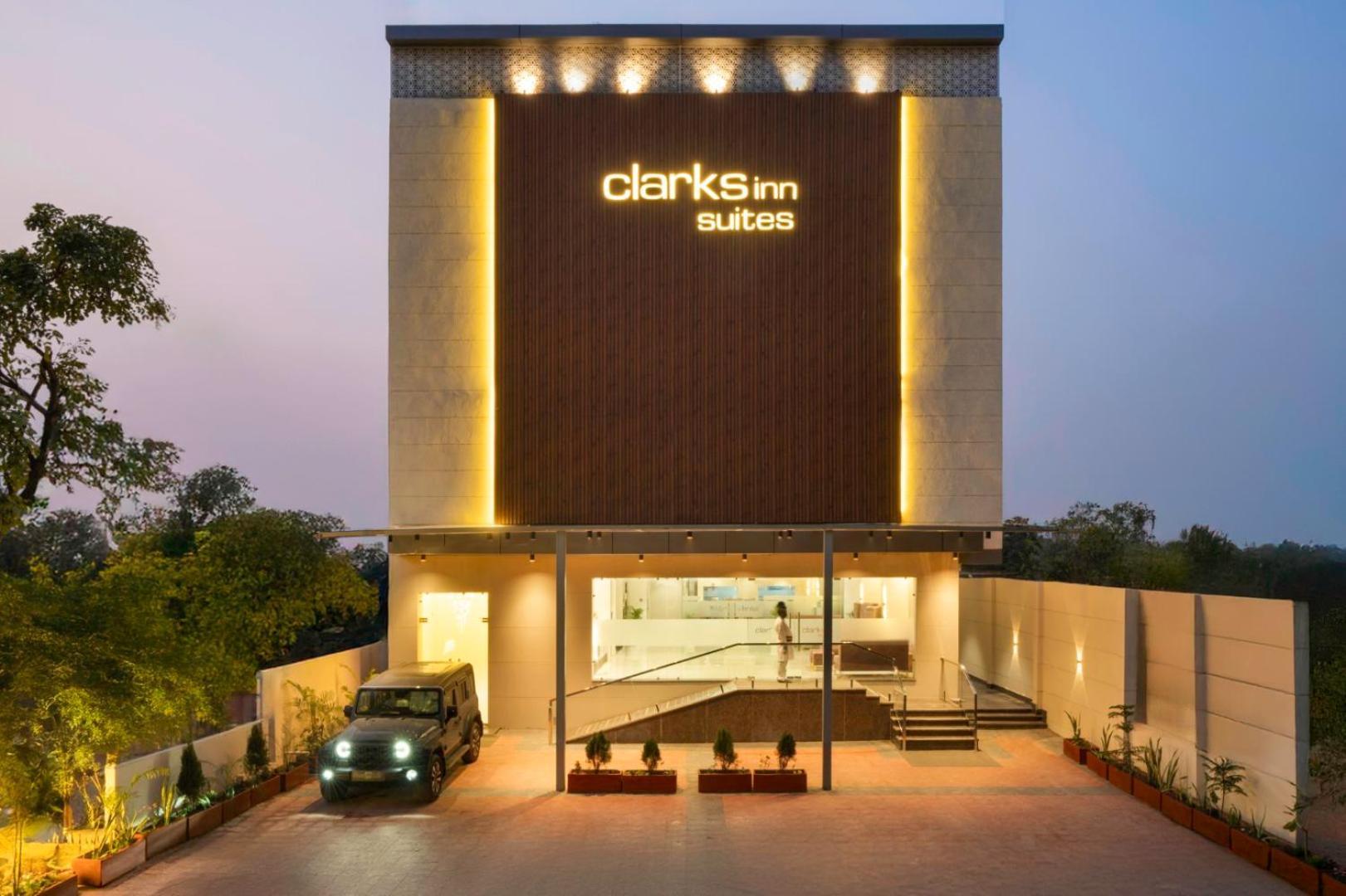 Clarks Inn Suites Agra Near Tajmahal Agra (Uttar Pradesh) Exterior foto