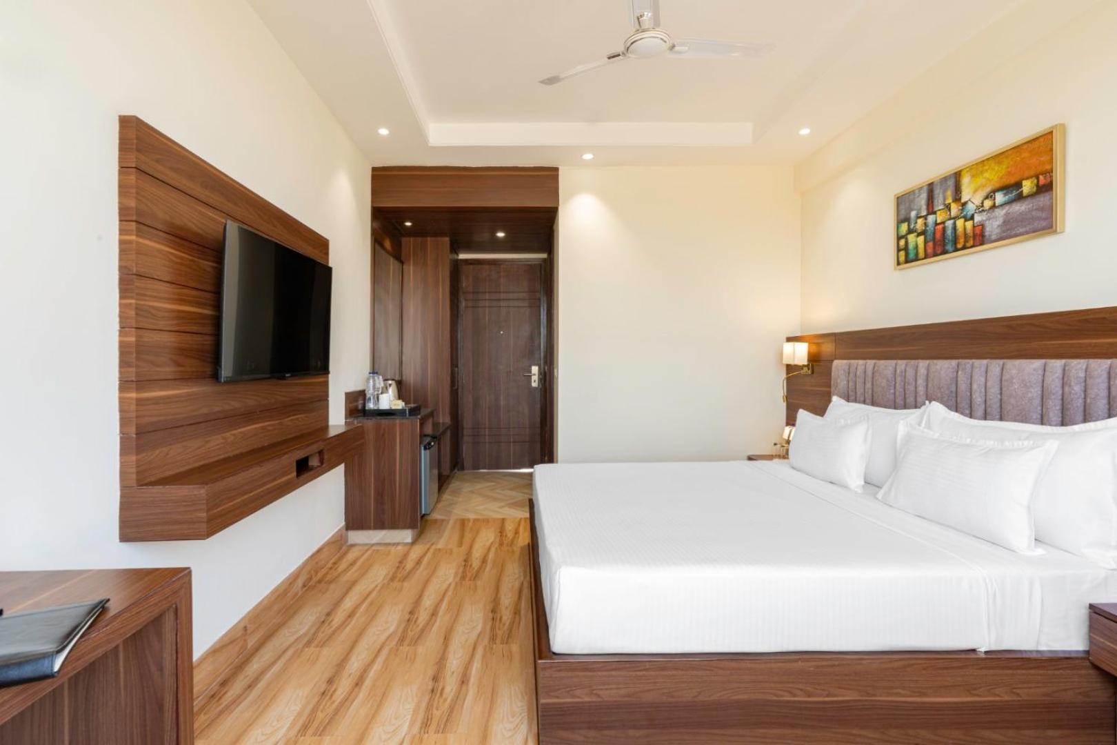 Clarks Inn Suites Agra Near Tajmahal Agra (Uttar Pradesh) Exterior foto
